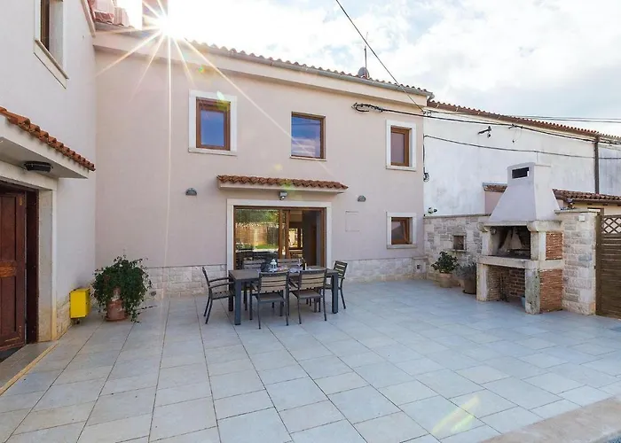 펜션 Casa Martini 풀라